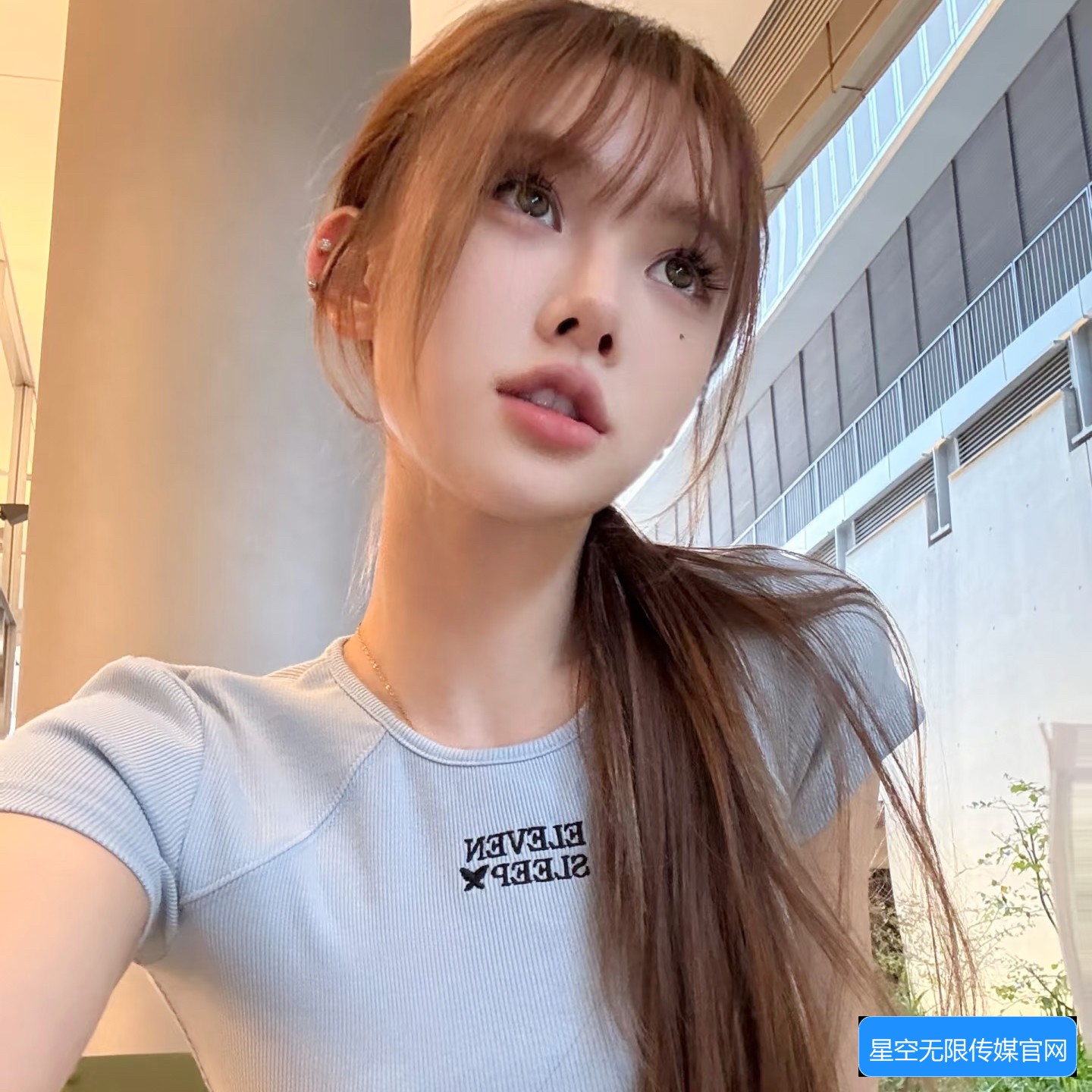 星空无限MV中的梁佳扮演了什么角色以及剧情解答